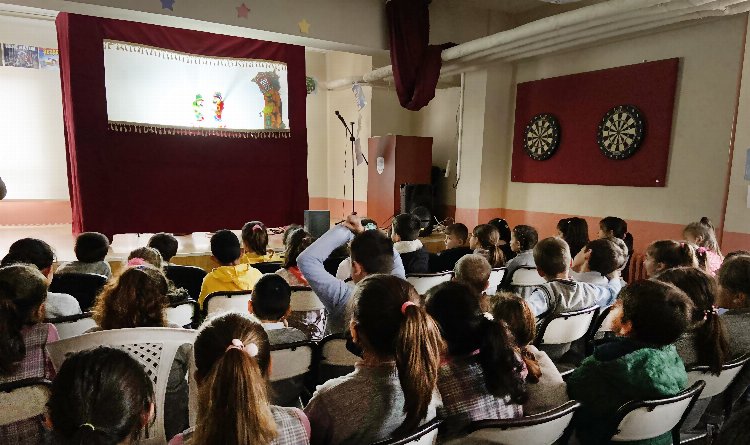 Bursa'da minik uzmanlara enerjinin önemi her fırsatta anlatılıyor 1