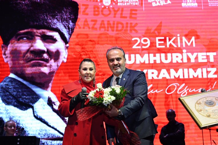 Bursa'da Nilüfer'li 29 Ekim coşkusu 2