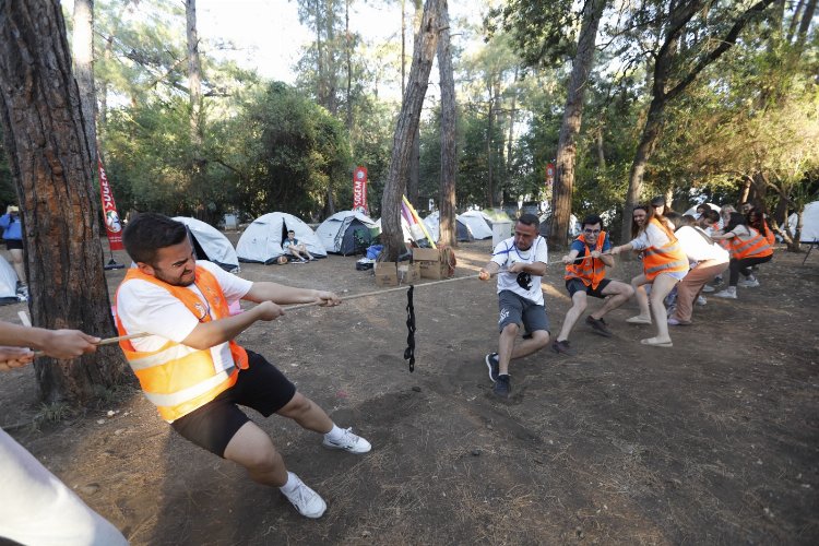 Muğla'da üniversite öğrencileri kampta buluştu 1