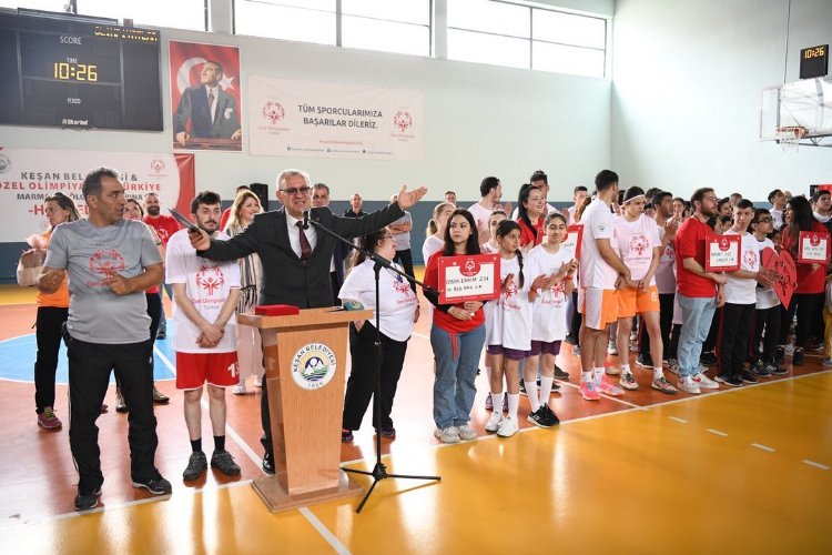 Özel Olimpiyatlar meşalesi Keşan’da yakıldı 2