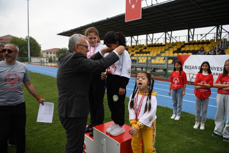 Özel Olimpiyatlar meşalesi Keşan’da yakıldı 3