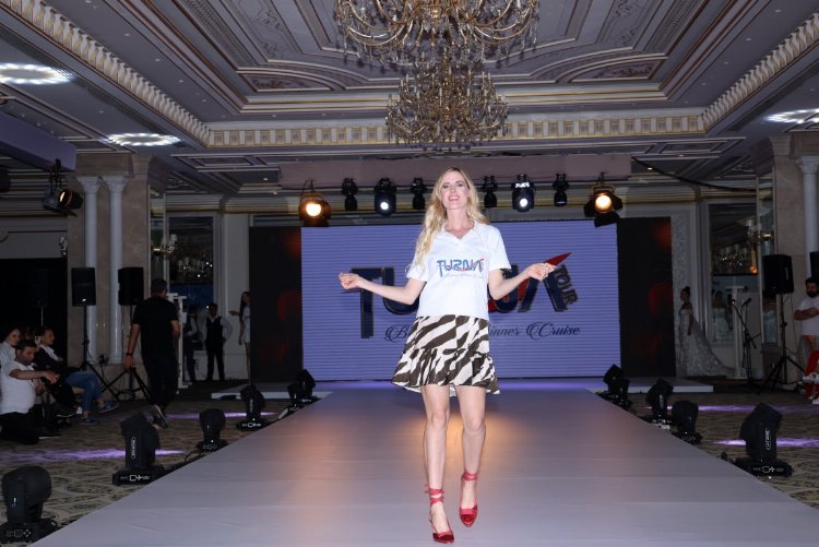 Fashion Breeze 2023 defilesi büyüledi 3