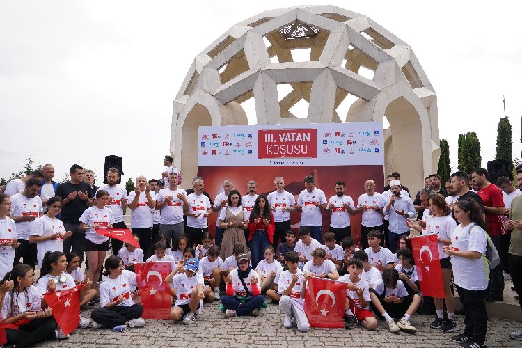 15 Temmuz şehitlerine İstanbul'da 'Vatan Koşu'lu anma 1