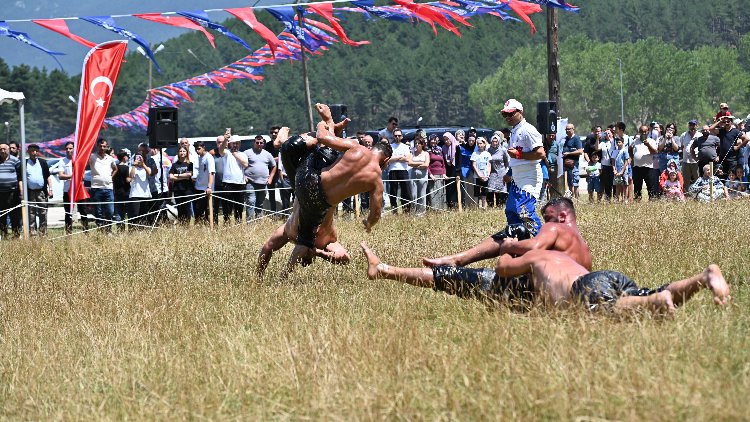 Bursa'da ata sporları ile görsel şölen 1