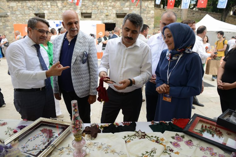 Bursa'da YIL-MEK'in el emekleri görücüye çıktı 2