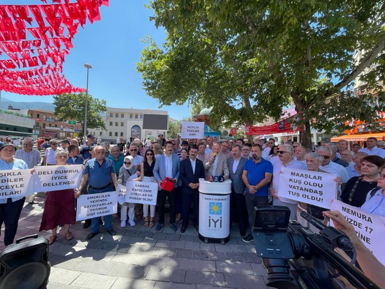 Bursa'da zam protestosunda bidonlu arbede! 3