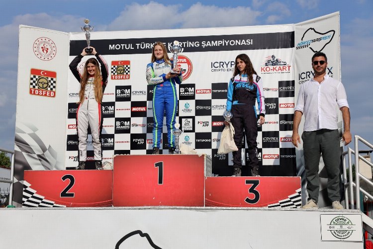 Kartingte 3. ayak tamamlandı 3