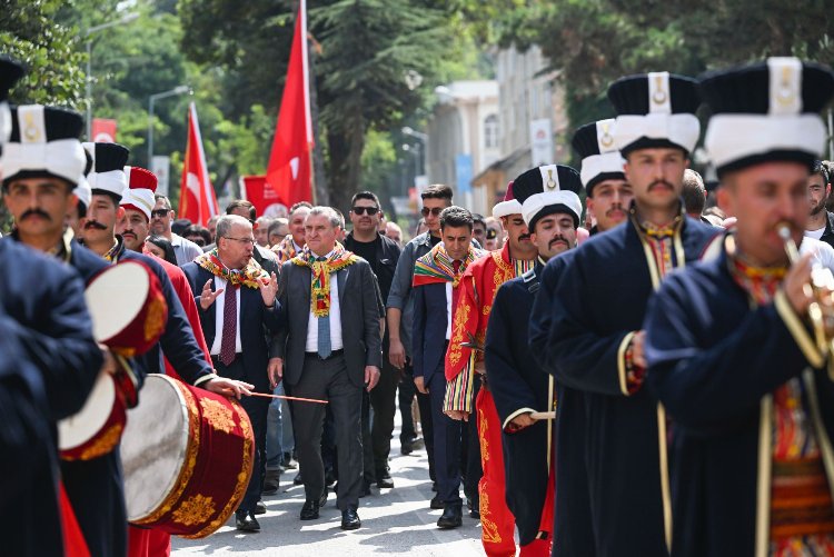 Bakan Bak Söğüt'ten sesledi... Geleceğe güçlü şekilde yürüyeceğiz 1