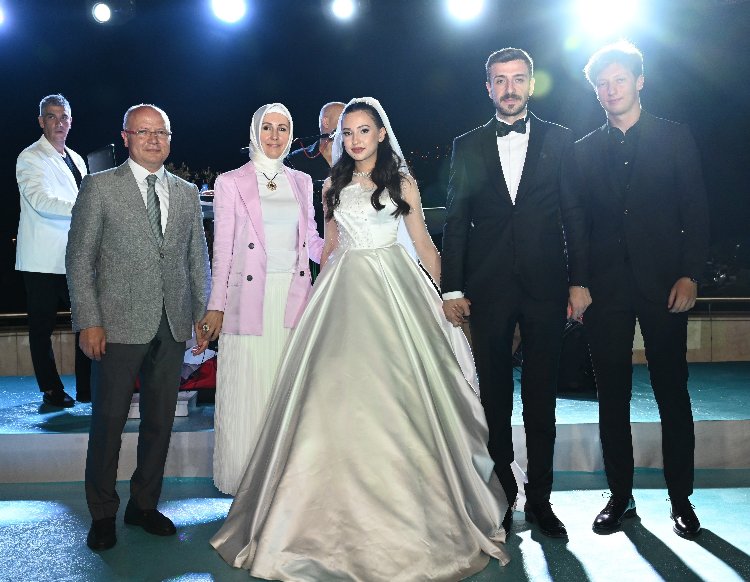 Bursa'da AK Parti teşkilatını buluşturan nikah 1