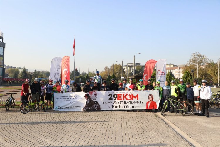 İzmit’te pedallar 100. Yıl için çevrildi 1