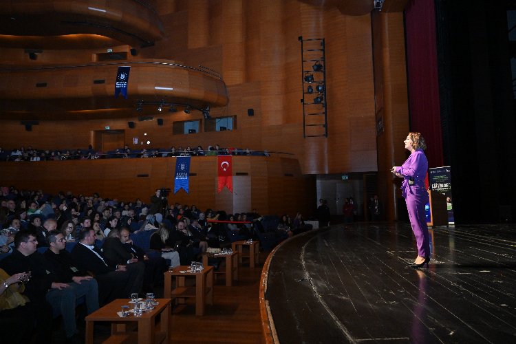 Bursa'da eğitimde yeni yaklaşımlar konuşuldu 1