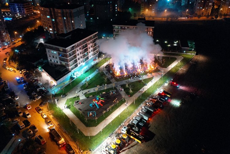 İstanbul Beylikdüzü'nde 5 dönümlük park 47 saatte tamamlandı 1