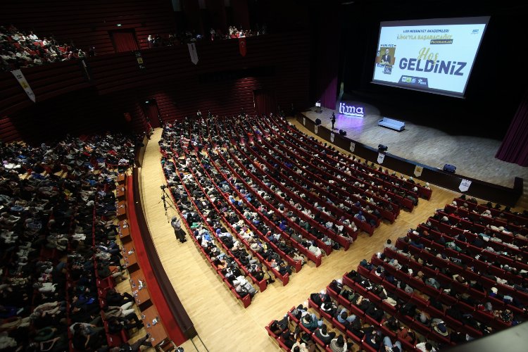 Konya'da üniversiteye hazırlanacak gençlere LİMA motivesi 1