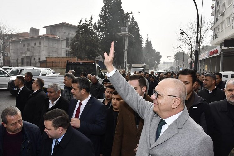 Manisa'da Horozköy Caddesi ışıl ışıl 1