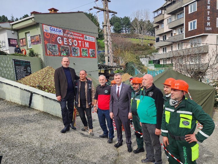 Gölcük’te arama kurtarma ekipleri göreve her daim hazır 1