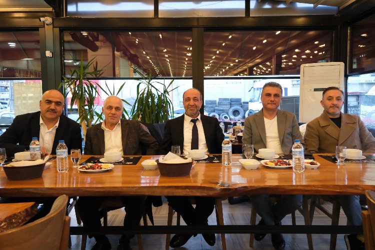 Bursa PERDER üyeleri iftar programında buluştu 1