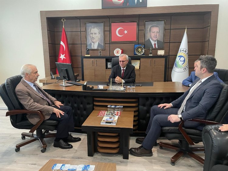 Mehmet Özcan’dan, Keşan Belediye Başkanı Mustafa Helvacıoğlu’na ziyaret 2
