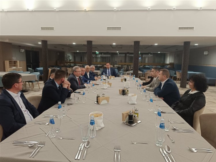 Trakya Üniversitesi heyeti Bulgaristan'da Türk başkanlarla buluştu 1