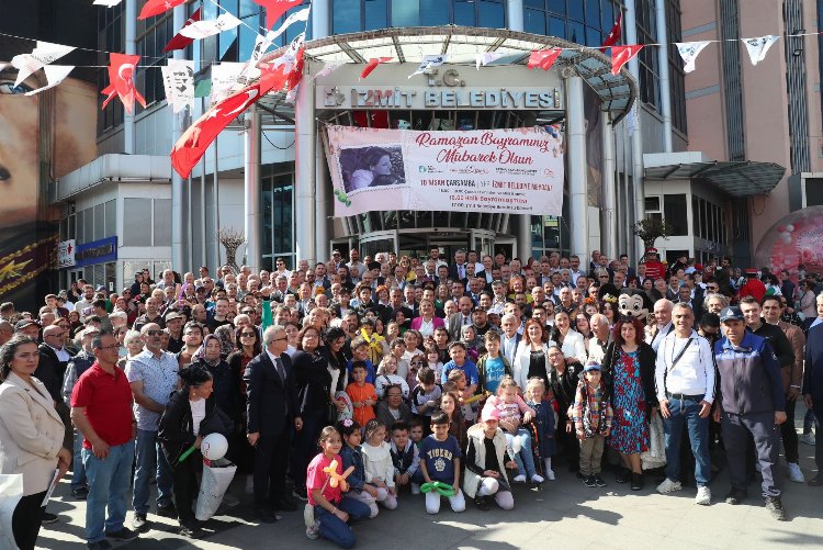 İzmit'te bayram coşkusu BELSA’da yaşandı 1