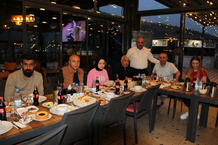 Vatan Lojistik ailesi geleneksel iftar yemeğinde buluştu 1